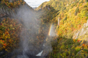 豊平峡ダムの紅葉