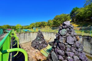 旭ヶ丘公園動物エリアサル山