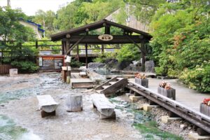 川湯温泉街足湯