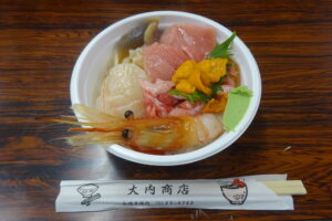 釧路和商市場勝手丼