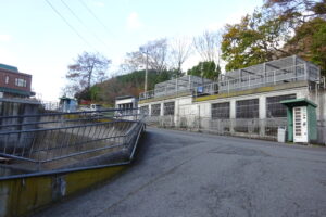 昭和新山熊牧場館内